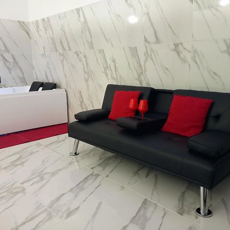 Jacuzzi Suite King Marsala Zewnętrze zdjęcie